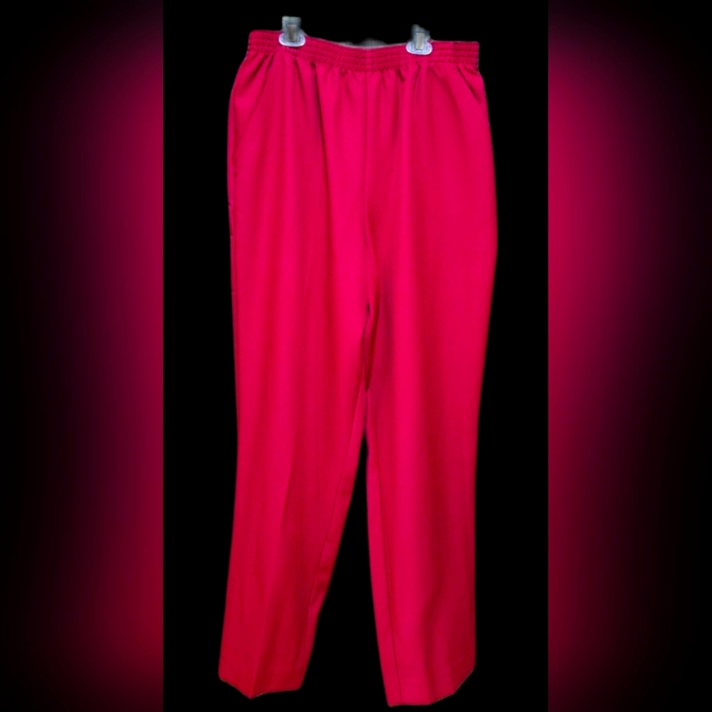 DonnKenny Woman vivid red pants
